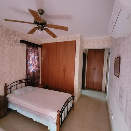 Kalampakas Gasthuis *