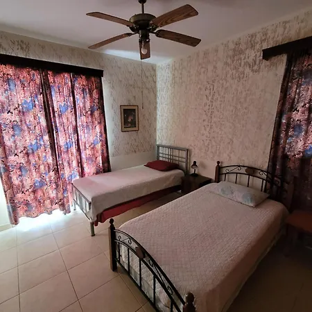 Kalampakas * Larnaca